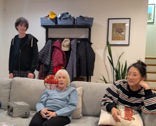 PXL 20251208 034711694